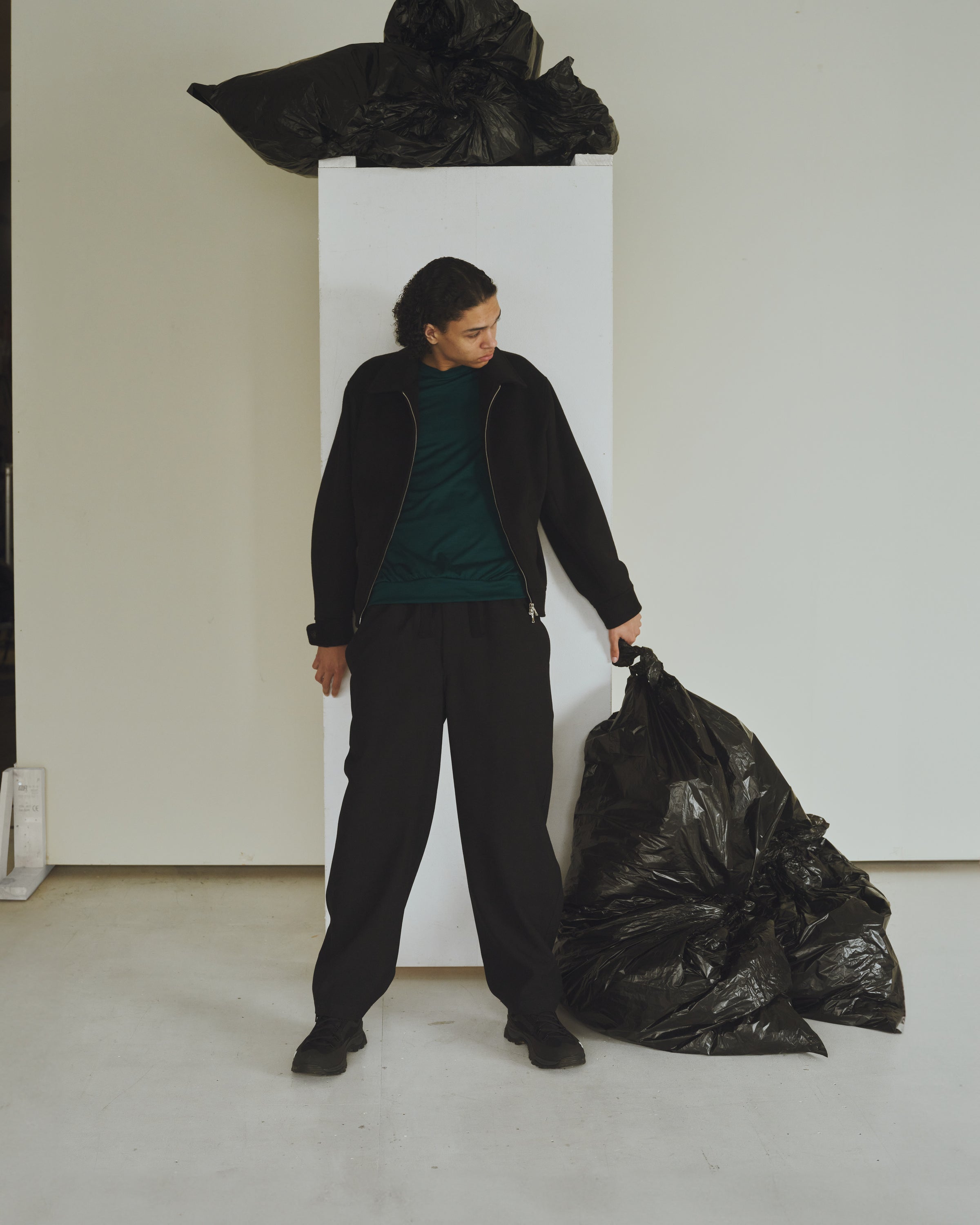 ウールサージ ワッシャータンブラー / コクーンワイドイージーパンツ, Chambray Black