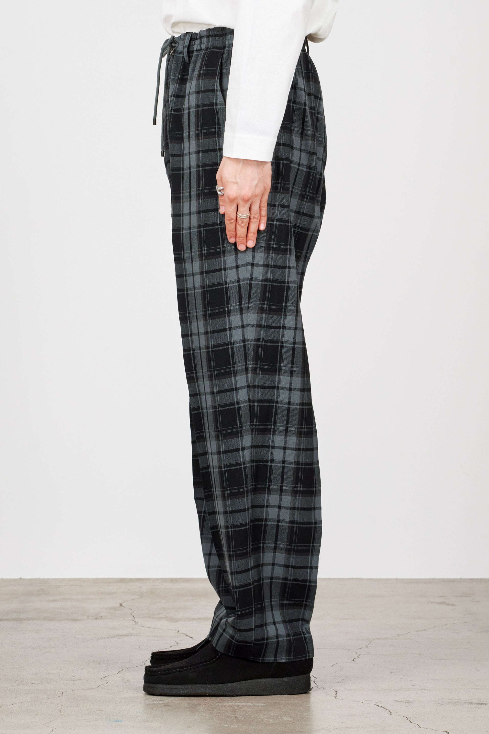 2/72 ORGANIC WOOL CHECK VIYELLA FLAT FRONT EASY TROUSERS, Blue Check