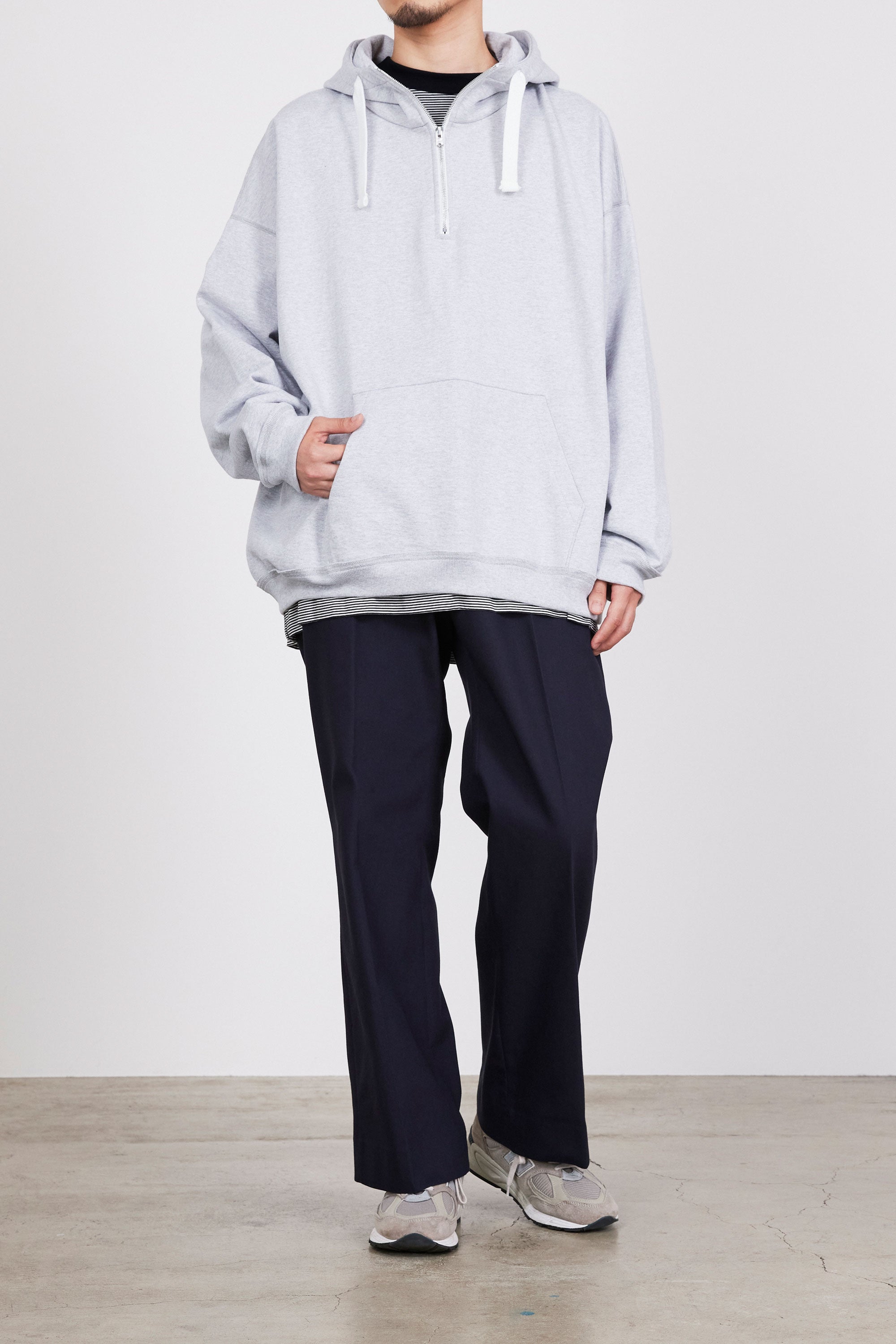 ORGANIC COTTON SURVIVAL CLOTH FLAT FRONT FLARED TROUSERS, Navy