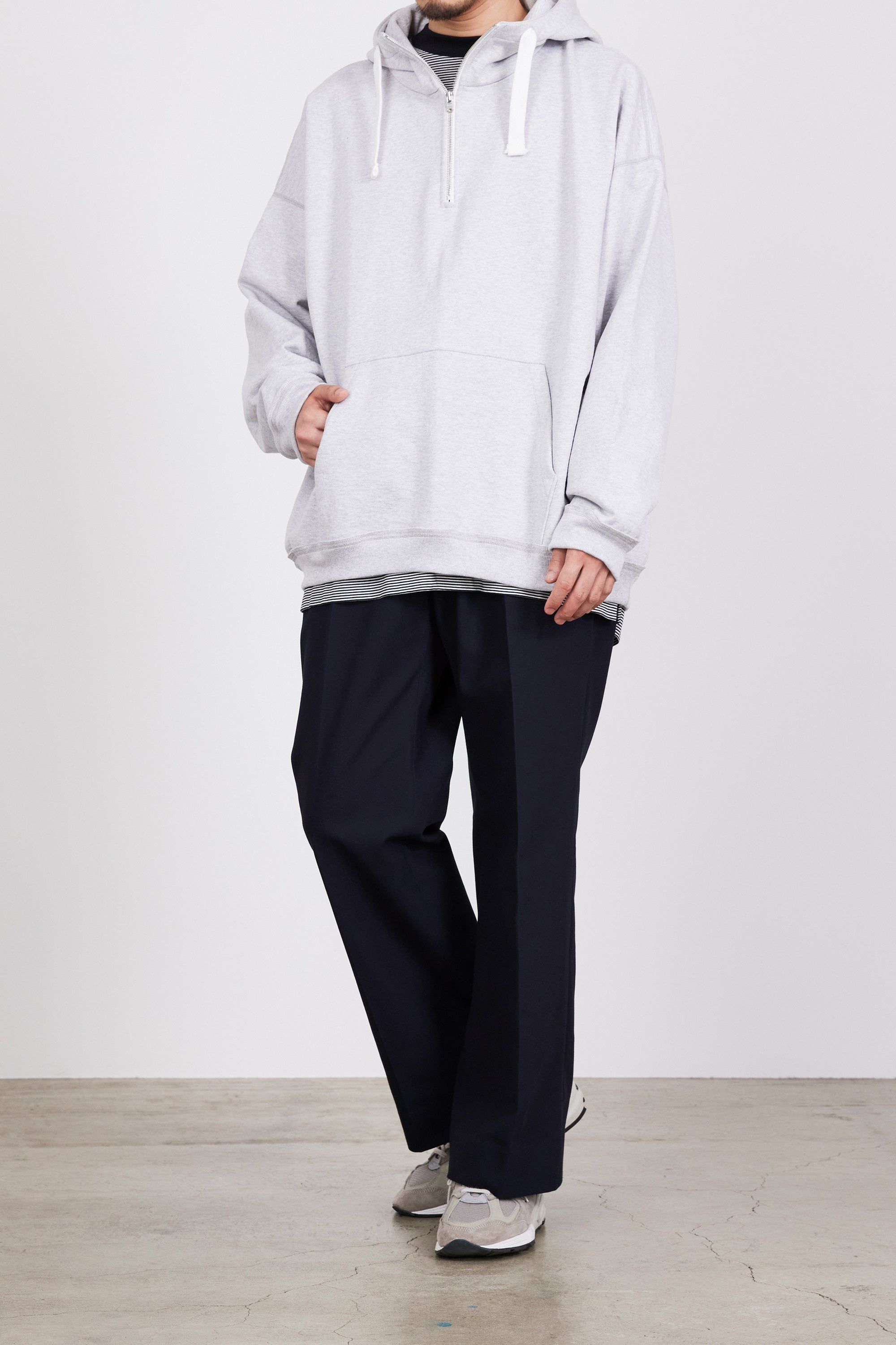 ORGANIC COTTON SURVIVAL CLOTH FLAT FRONT FLARED TROUSERS, Navy