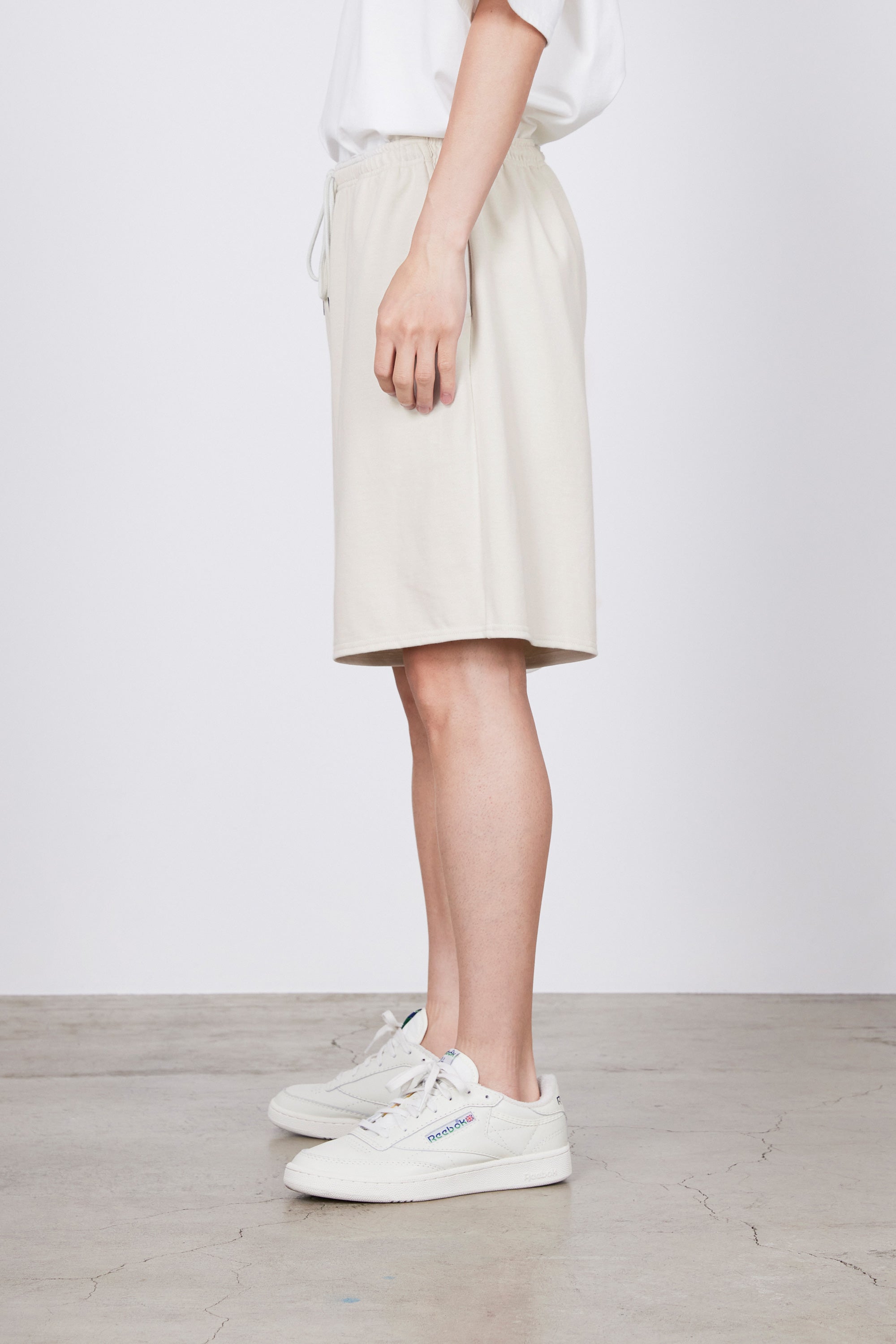 20//1 RECYCLE SUVIN ORGANIC COTTON KNIT EASY SHORTS, Off White