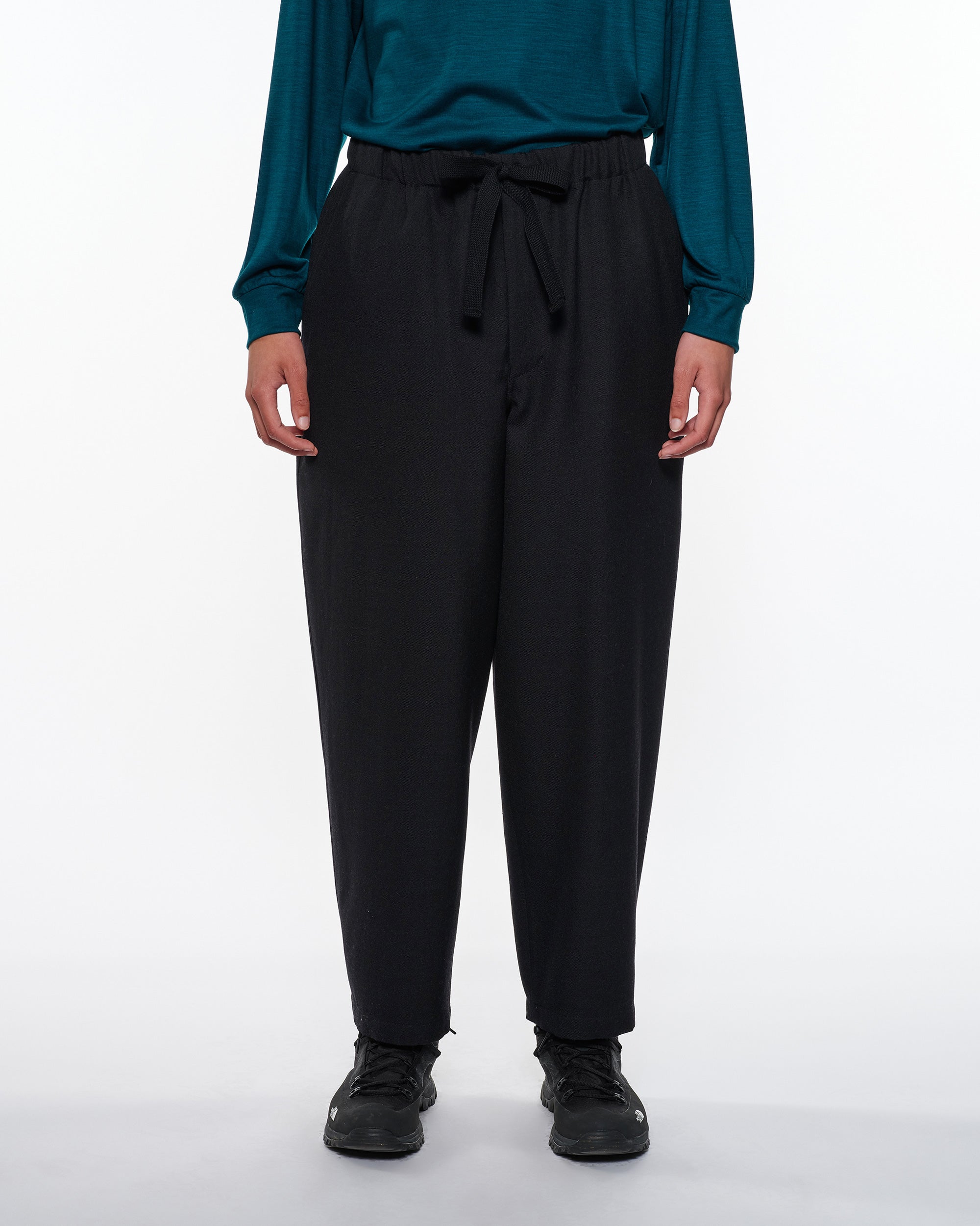 ウールサージ ワッシャータンブラー / コクーンワイドイージーパンツ, Chambray Black