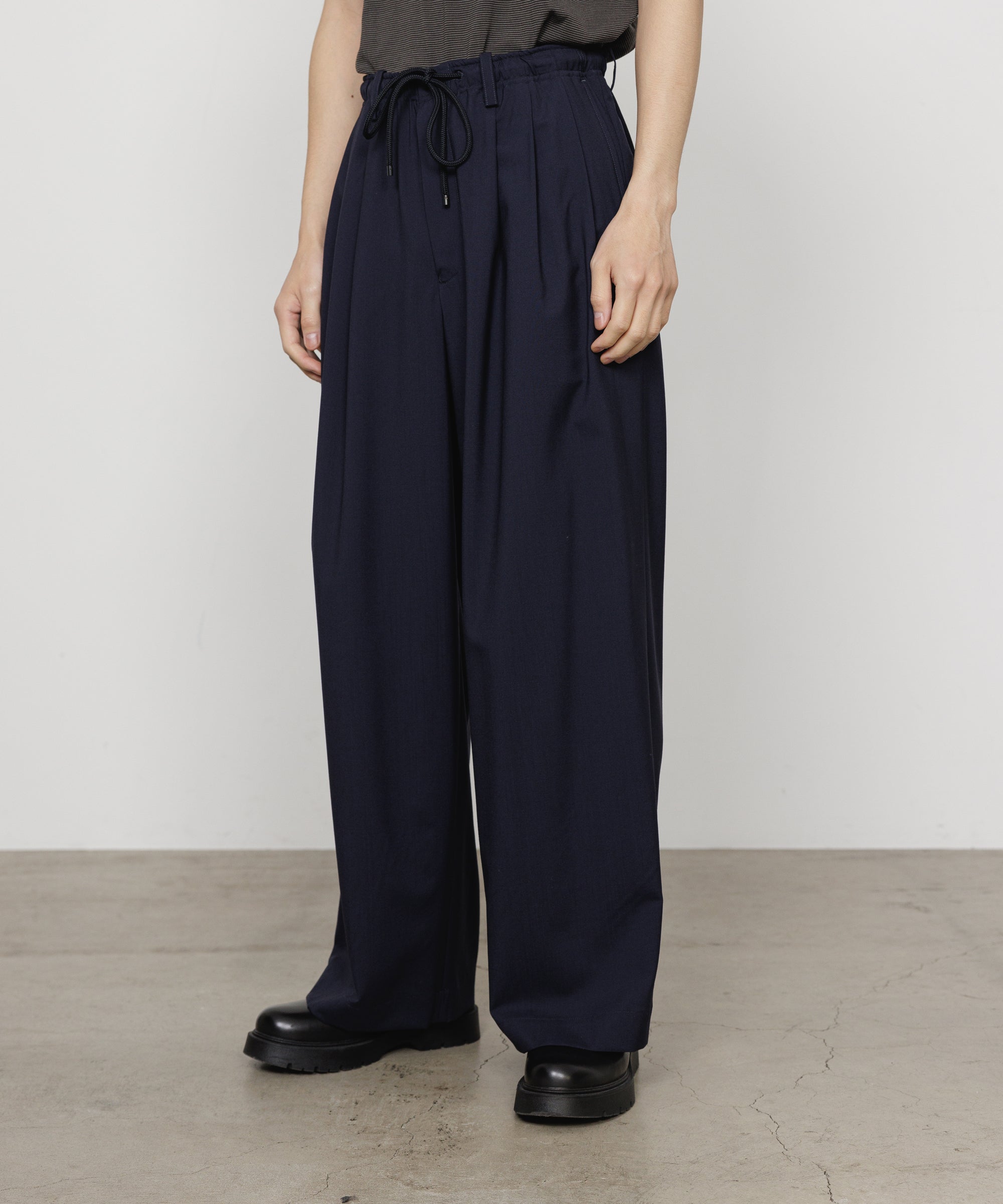オーガニックウール 2/80 トロピカル / トリプルプリーテッドイージートラウザーズ, Navy