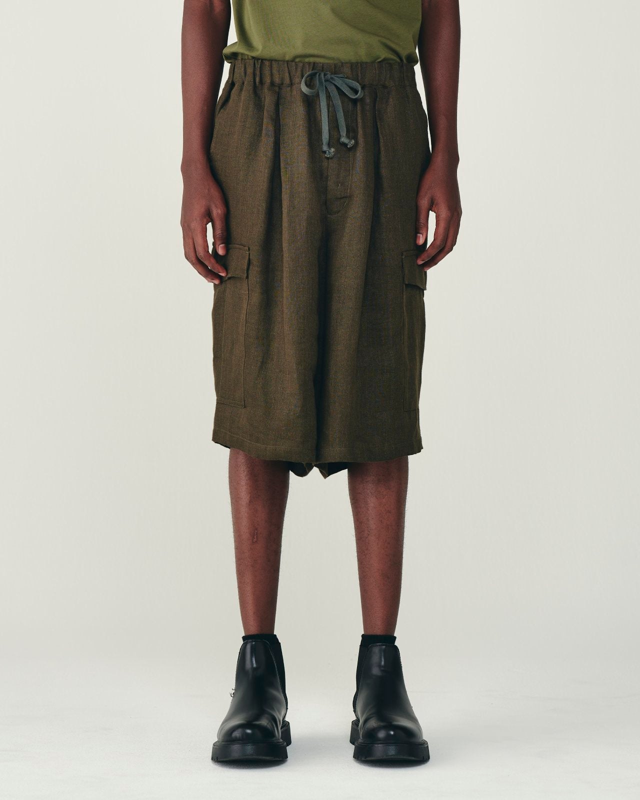 リネンガーゼダブルクロス / ワイドカーゴショーツ, Olive – MARKAWARE