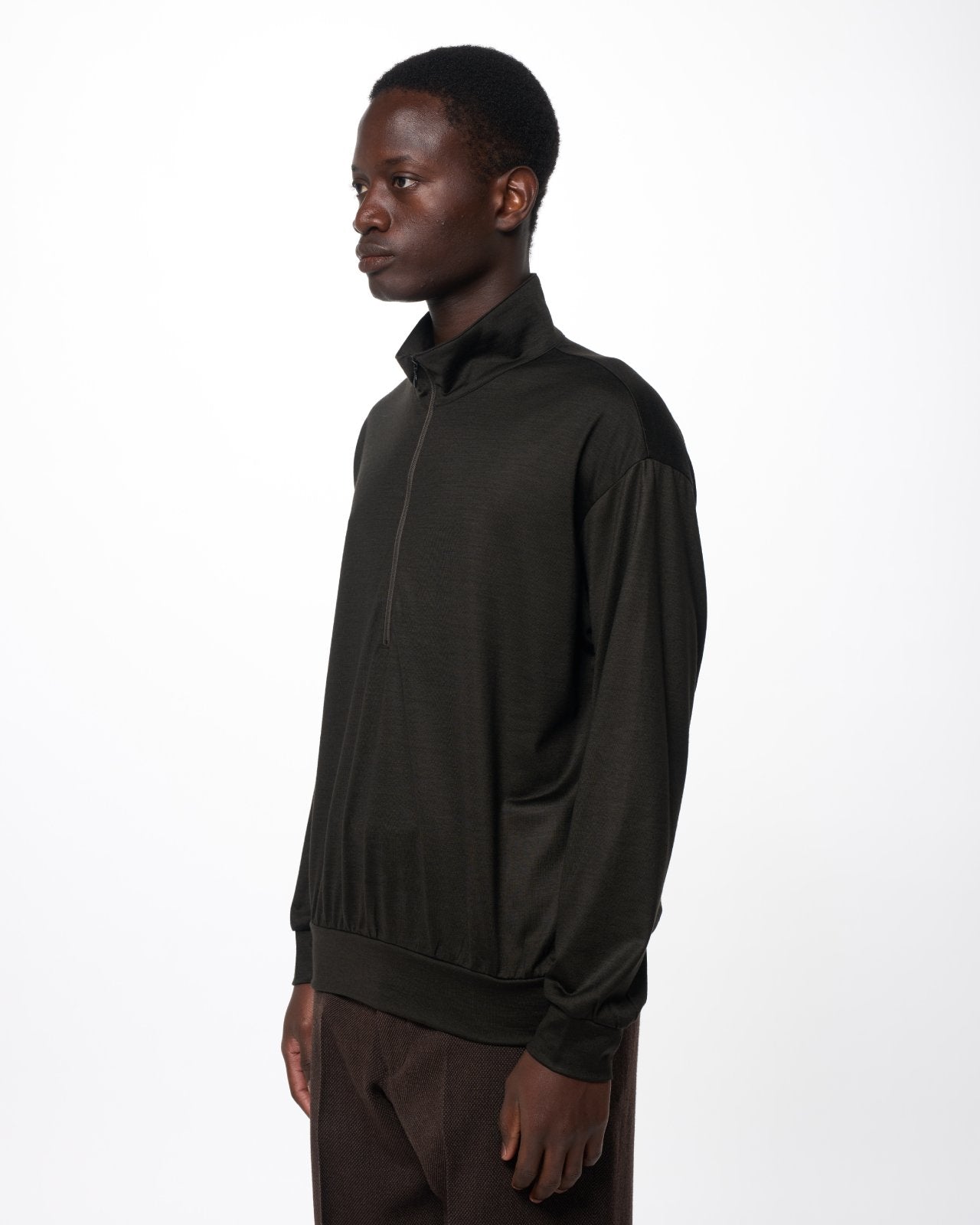 スーパー100s ウォッシャブルウール天竺 / ハーフジップスタンド, Dark Olive
