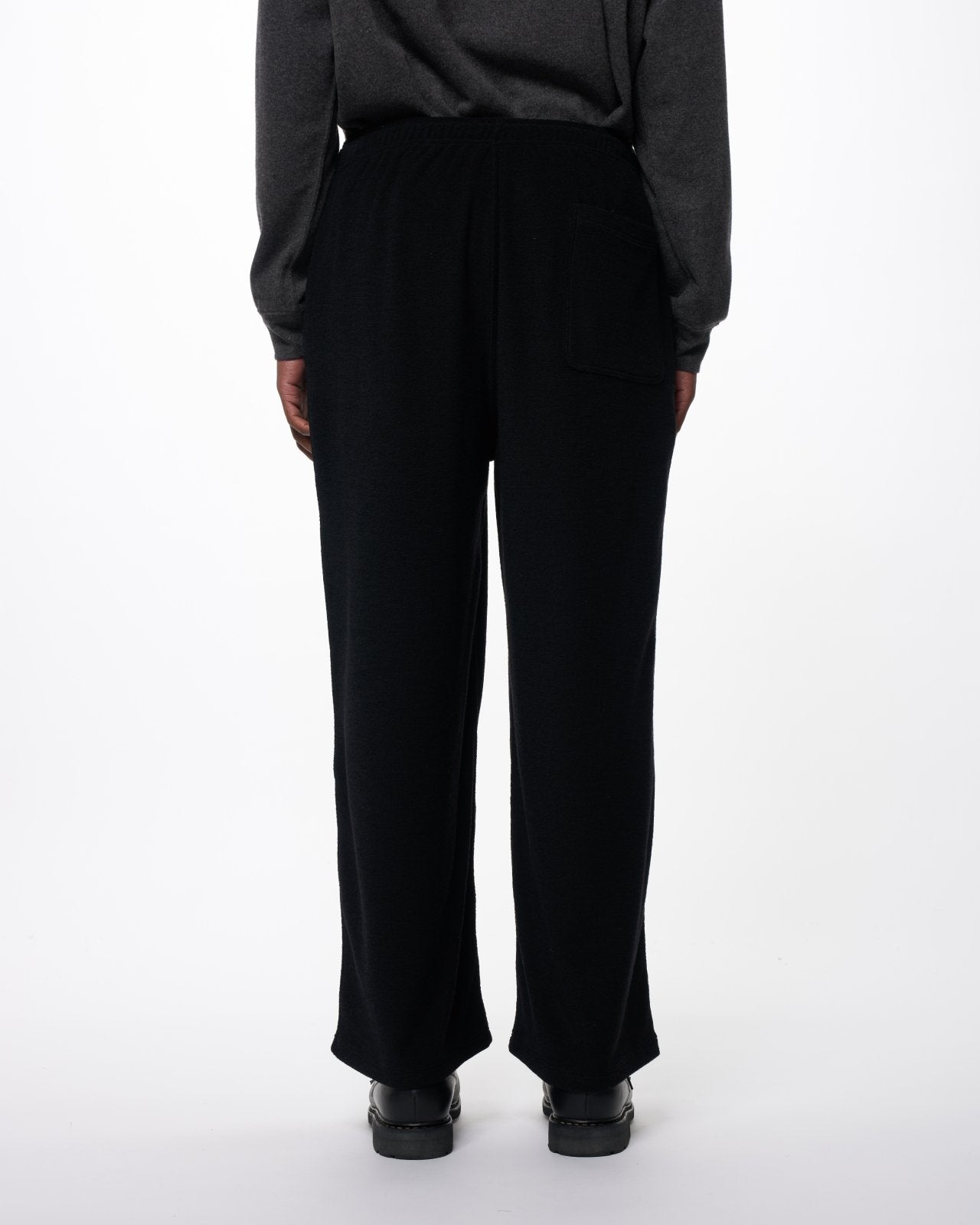Super 140s Washable Wool Pile Knit / Wide Cylinder Fit Easy Pants, Black