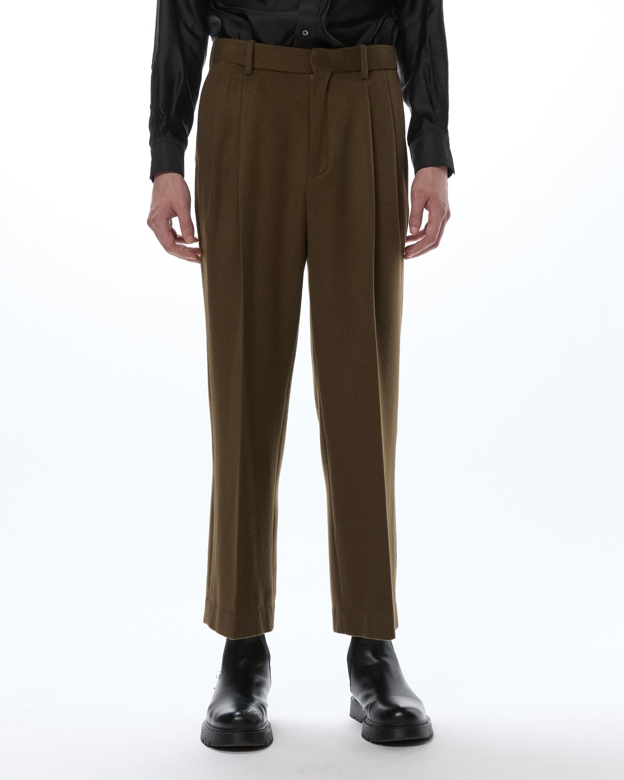 Cashmere Flannel / Double Pleated Straight Trousers, Olive