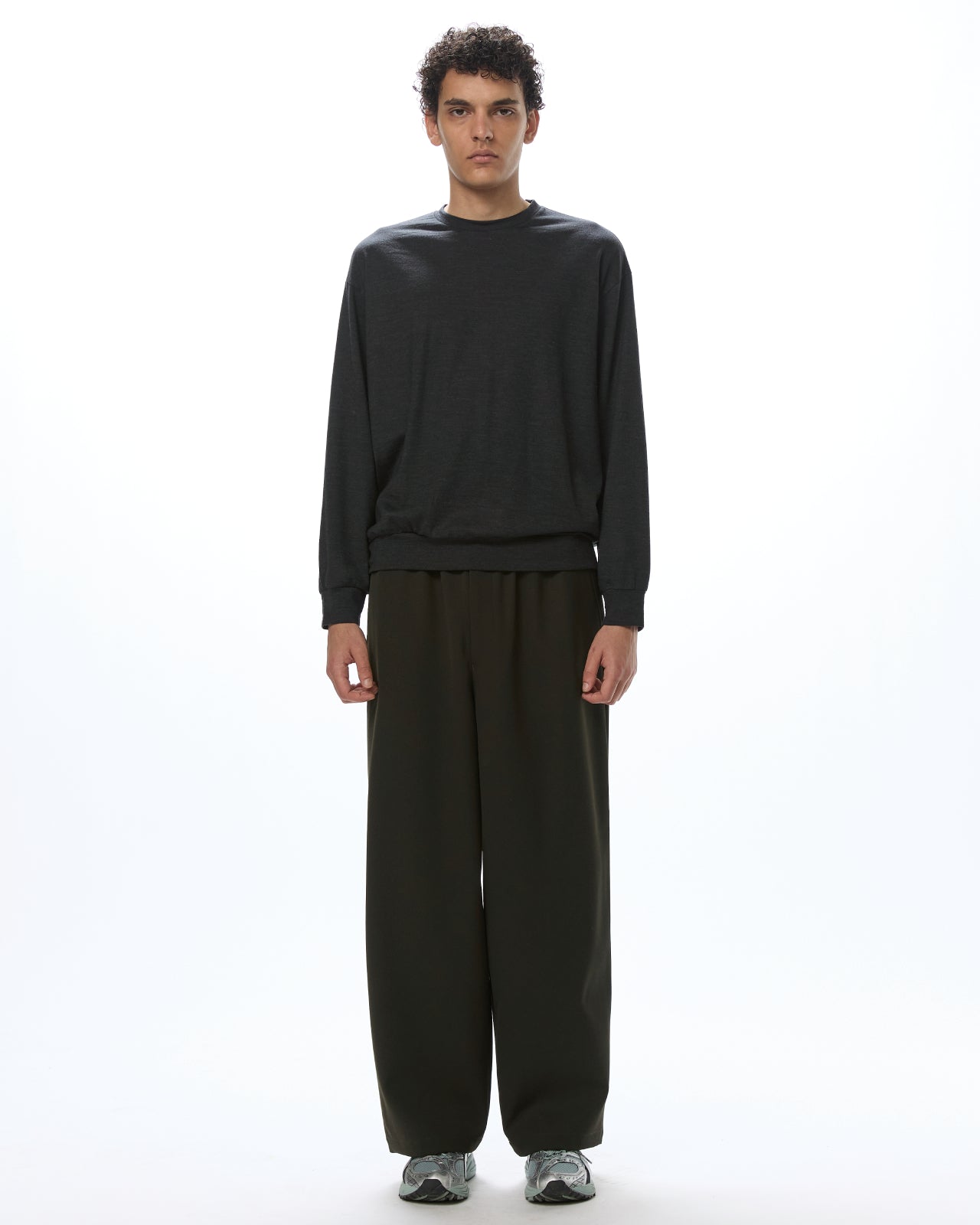 Wool Gabardine Washer Tumbler / Wide Cylinder Fit Easy Pants, Dark Olive