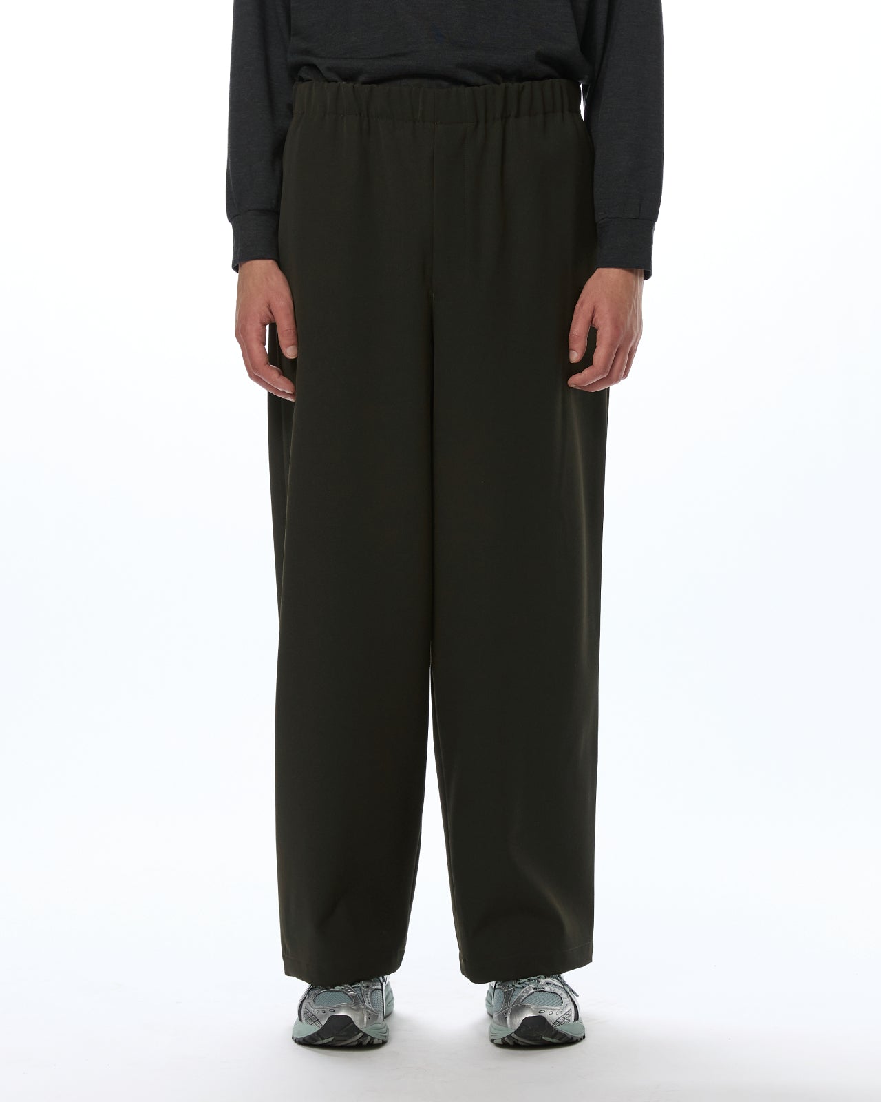 Wool Gabardine Washer Tumbler / Wide Cylinder Fit Easy Pants, Dark Olive