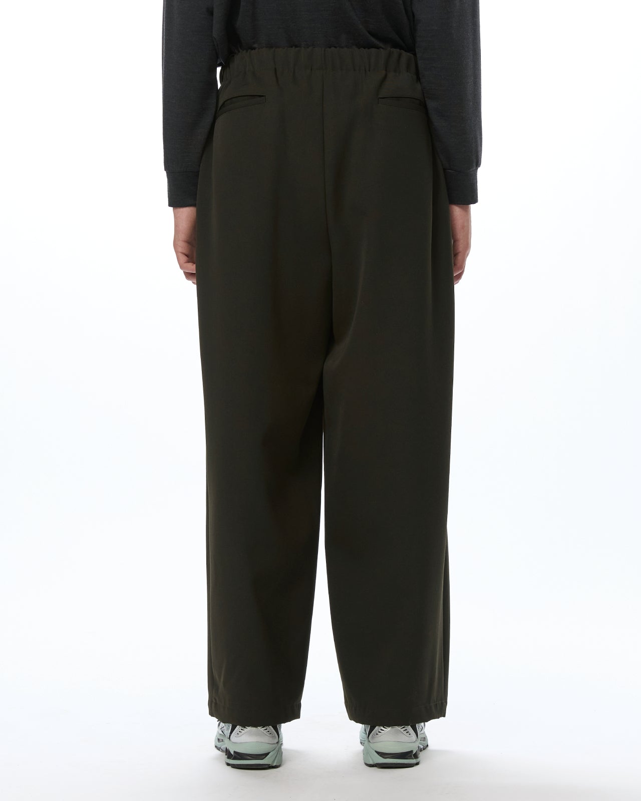 Wool Gabardine Washer Tumbler / Wide Cylinder Fit Easy Pants, Dark Olive