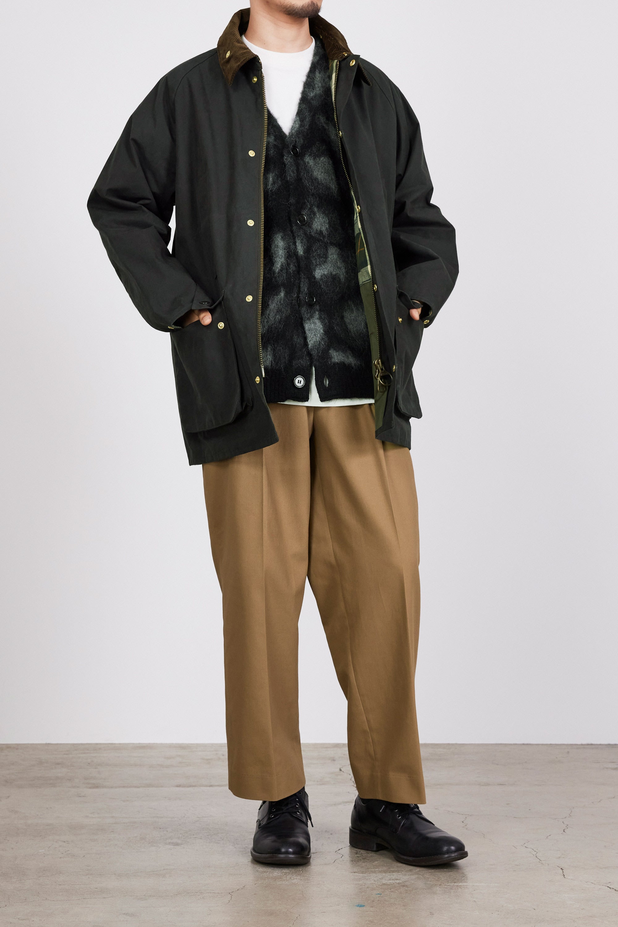 仕事のため夜になりますがBarbour MARKAWARE EDIFICE BEDALE PANEL