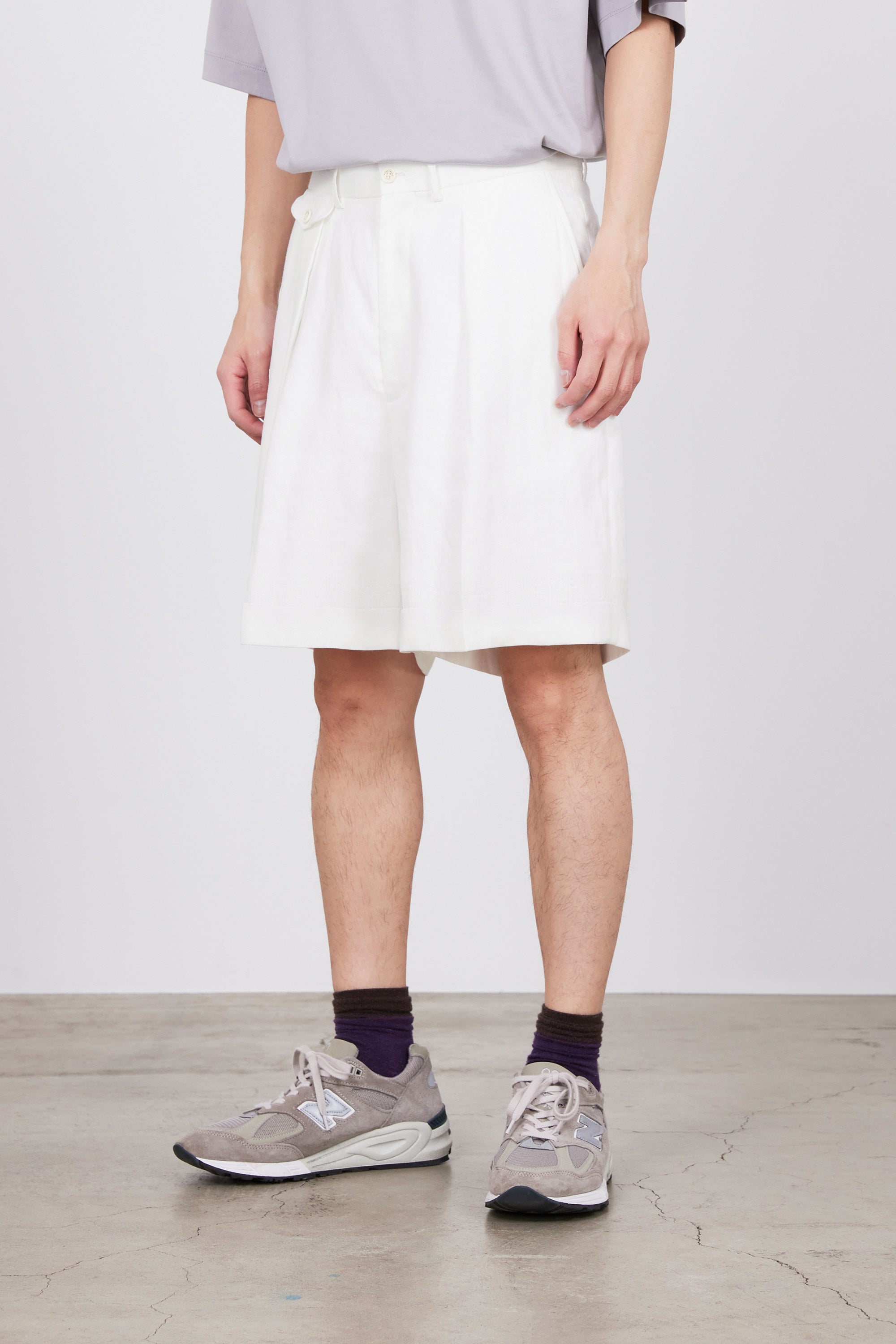 HEMP SHIRTING CLASSIC FIT SHORTS, White