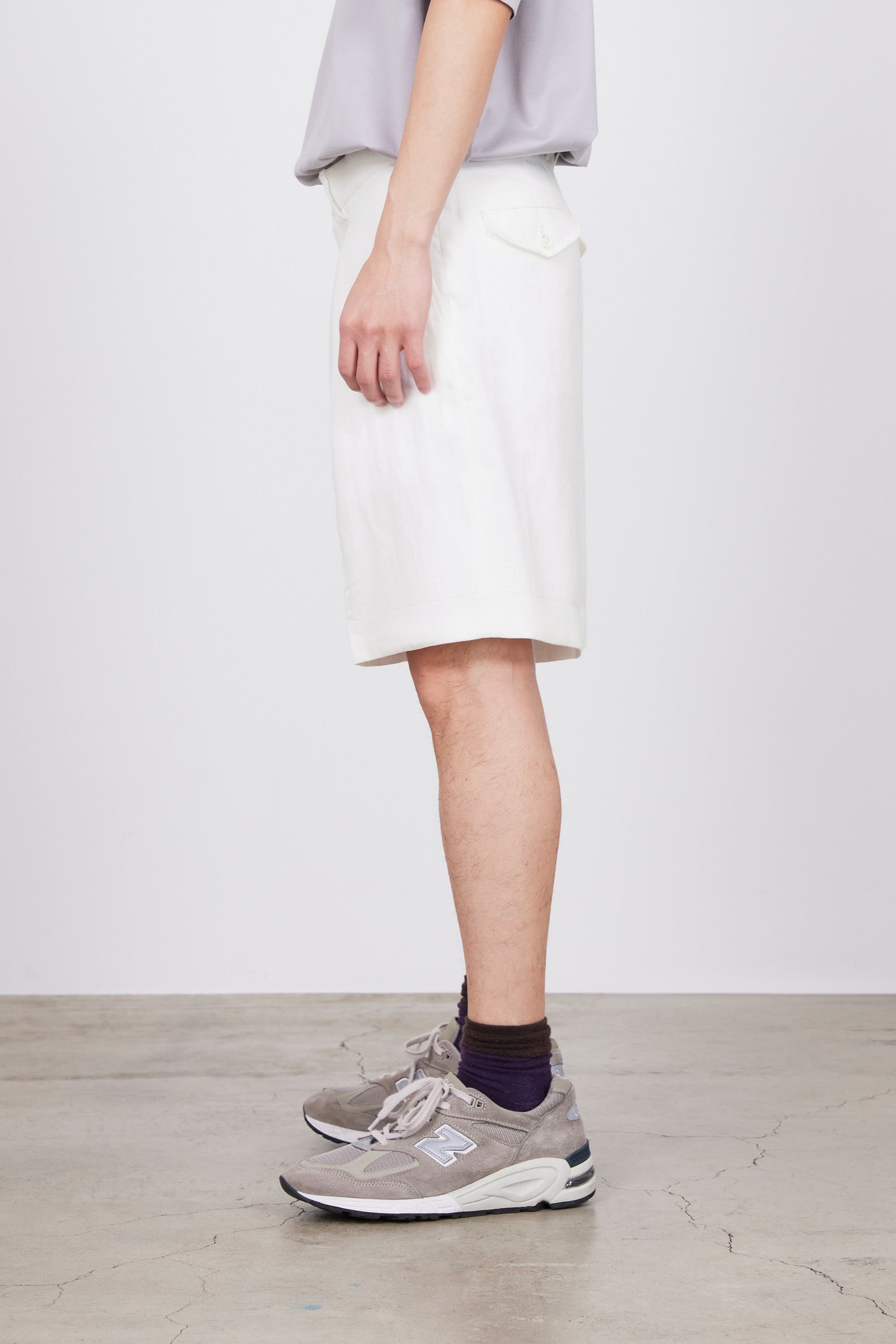 HEMP SHIRTING CLASSIC FIT SHORTS, White