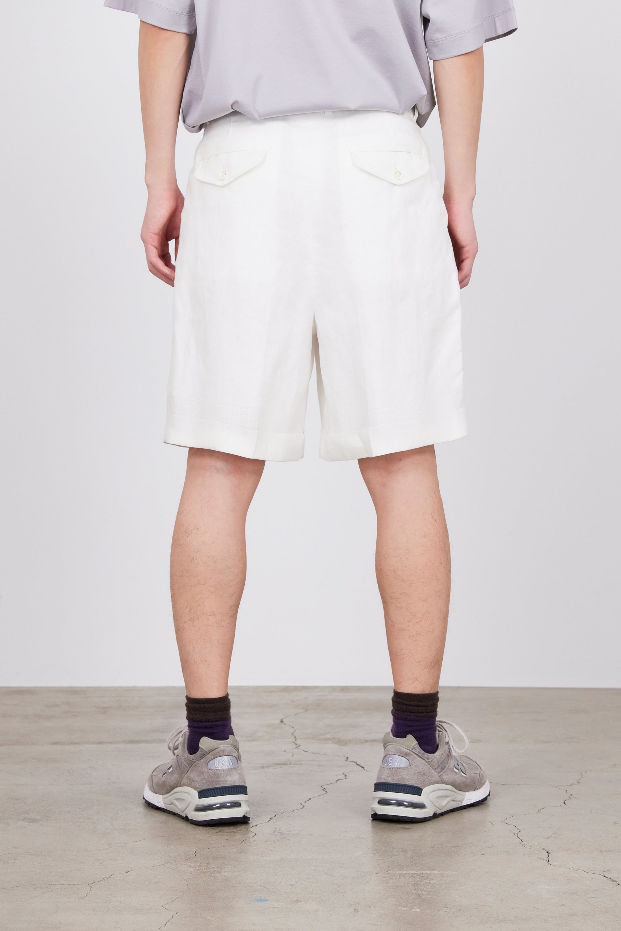 HEMP SHIRTING CLASSIC FIT SHORTS, White