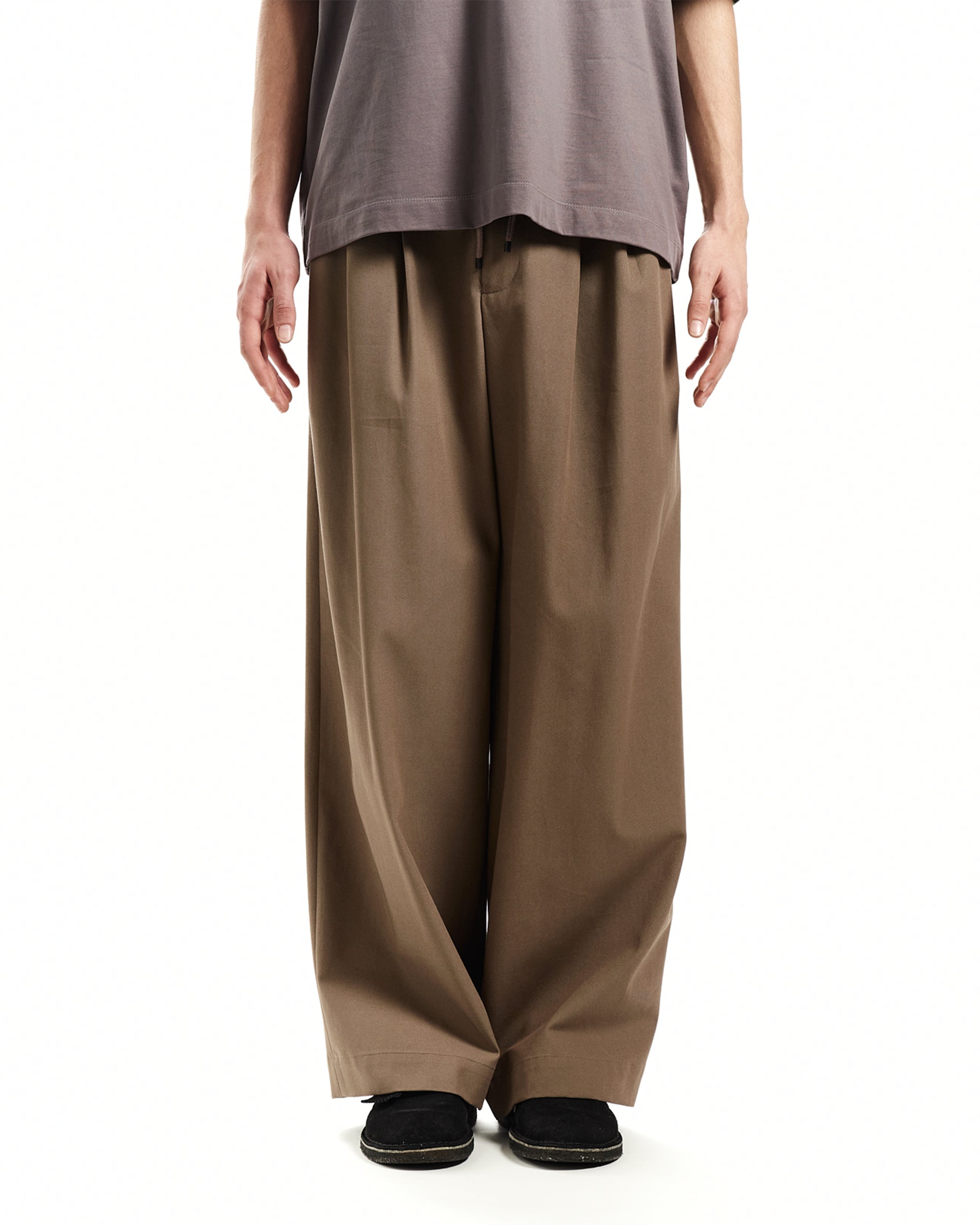 ORGANIC COTTON GABARDINE TRIPLE PLEATED EASY TROUSERS, Graige