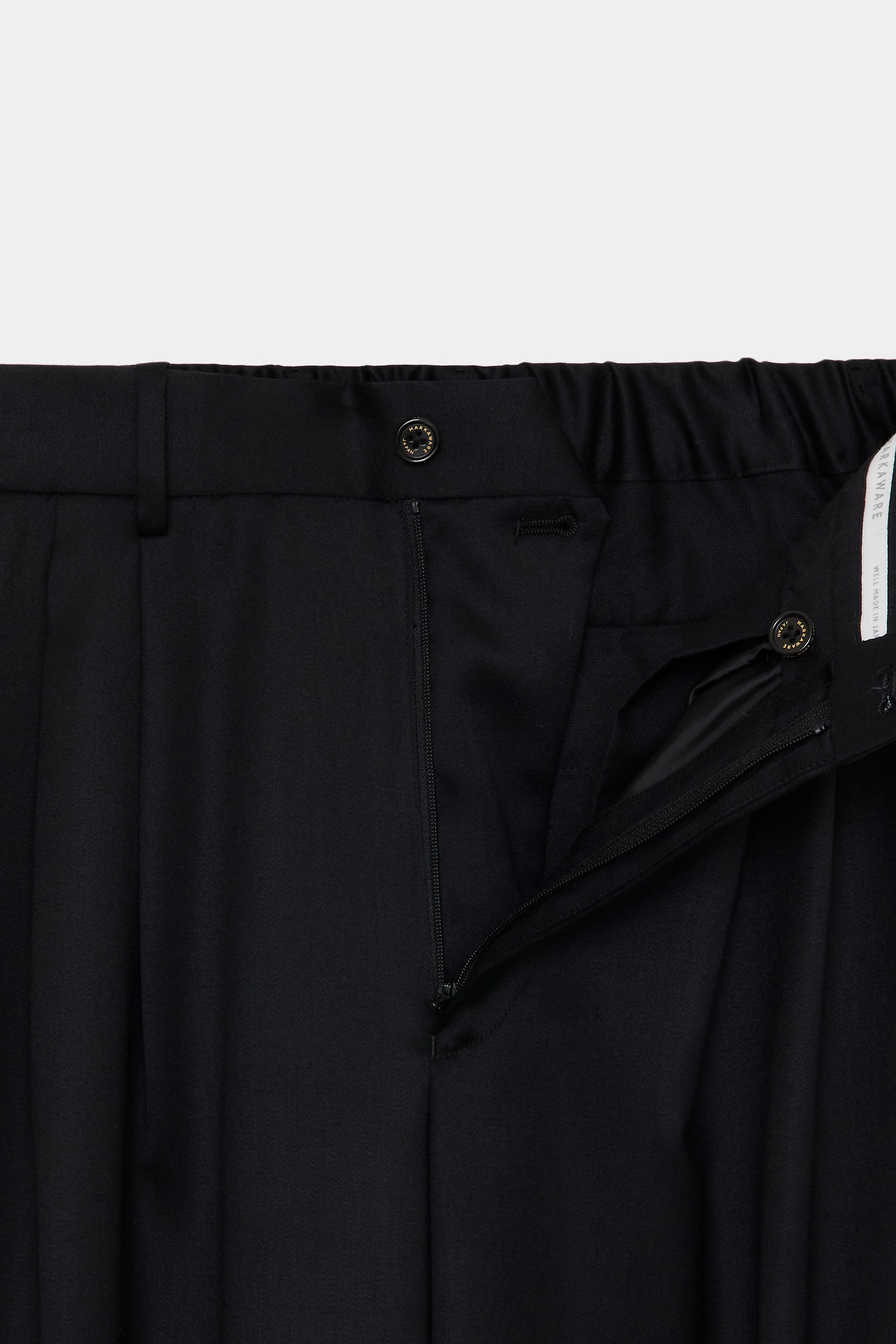 CASHMERE SATIN TRIPLE PLEATED WIDE TROUSERS, Black