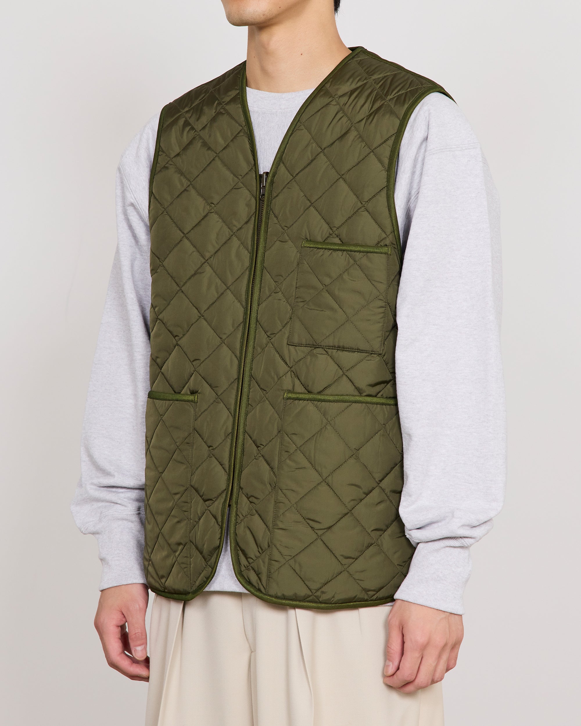 Barbour x MARKAWARE for EDIFICE QUILTING VEST, Khaki