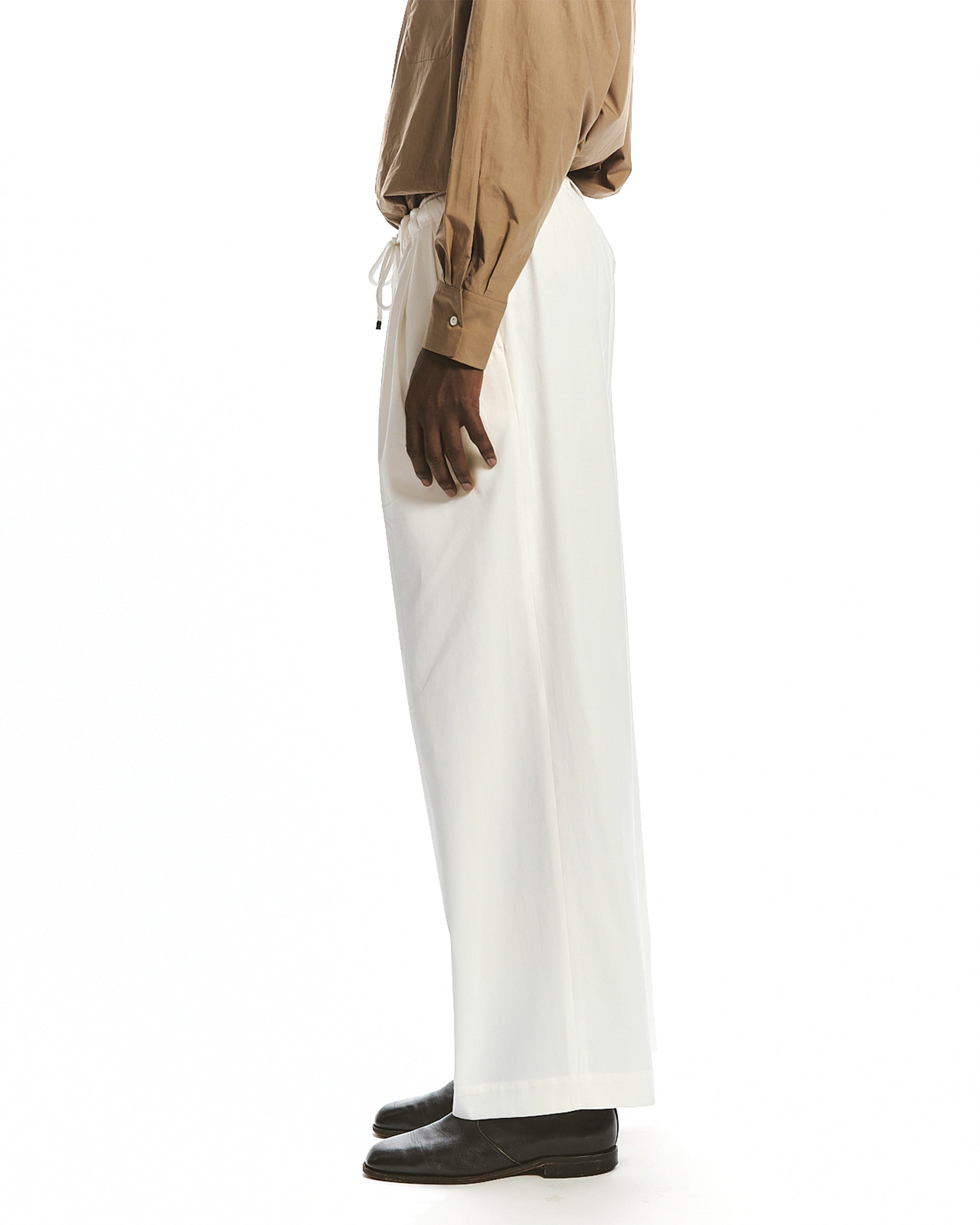 ORGANIC COTTON VOILE YARN TWILL TRIPLE PLEATED EASY TROUSERS, White