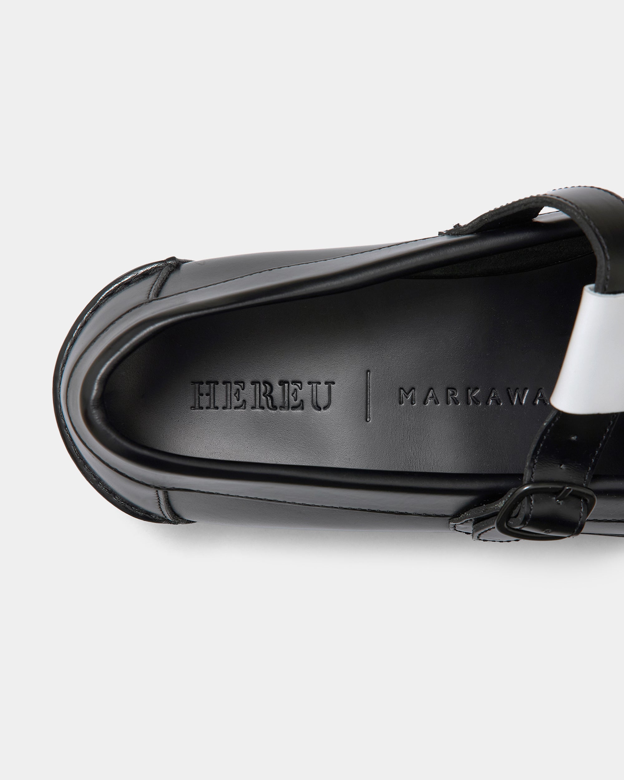 HEREU x MARKAWARE for ADAM ET ROPÉ Alber Bicolor, Black x White