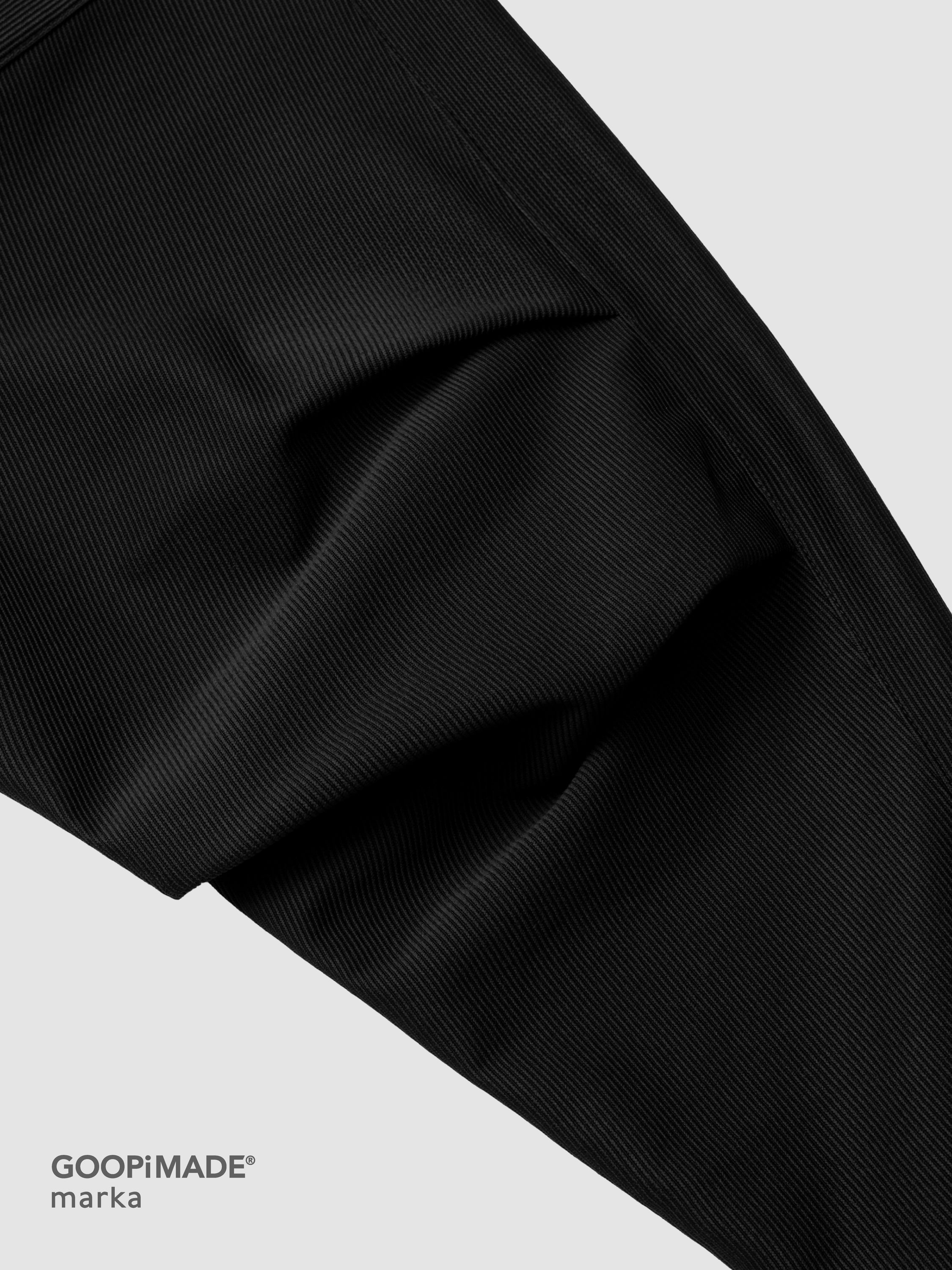 【GOOPiMADE x marka】 VI / Classic Logo Crewneck, Black