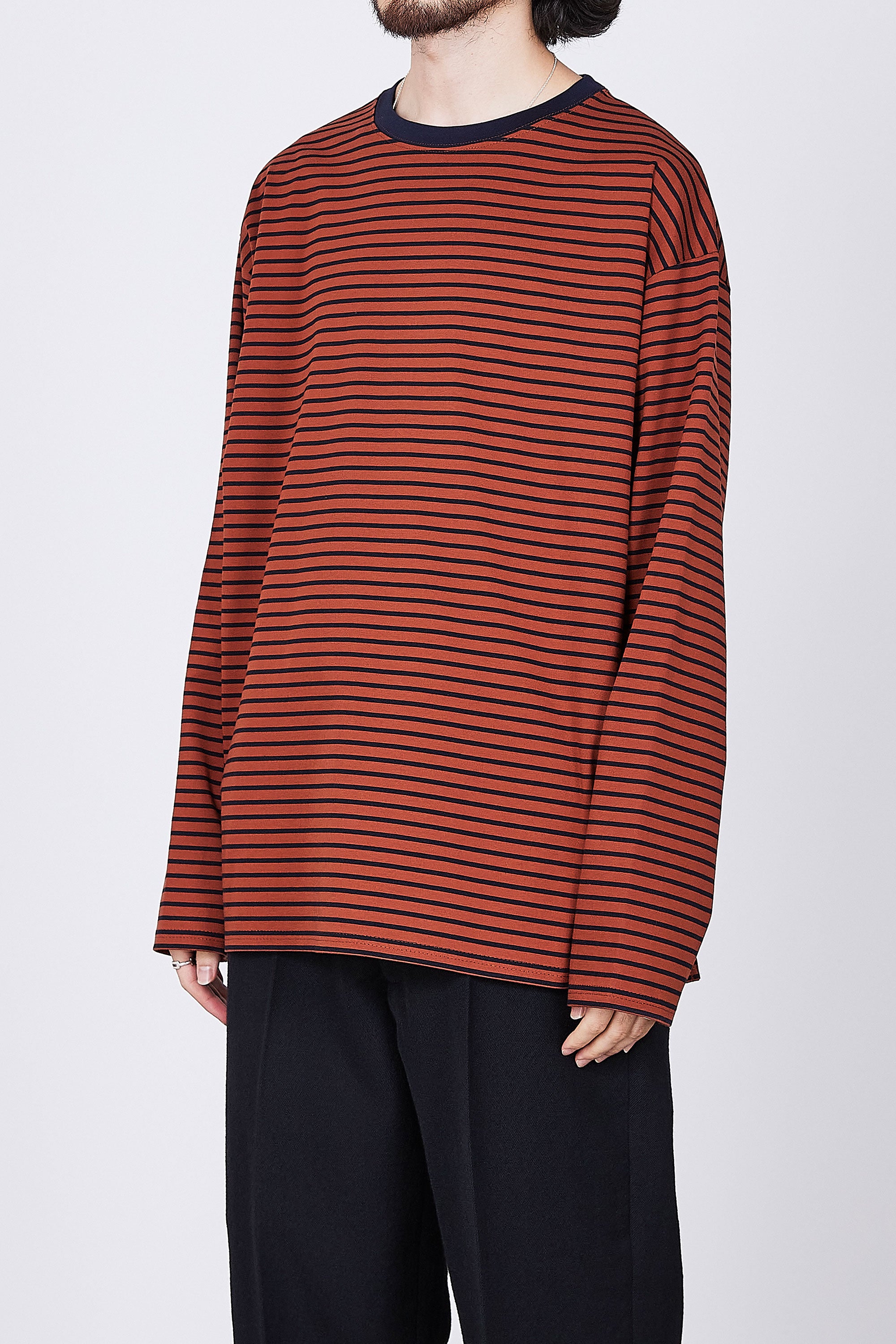 ORGANIC COTTON KNIT BORDER CREW NECK TEE L/S, Brown x Navy – MARKAWARE