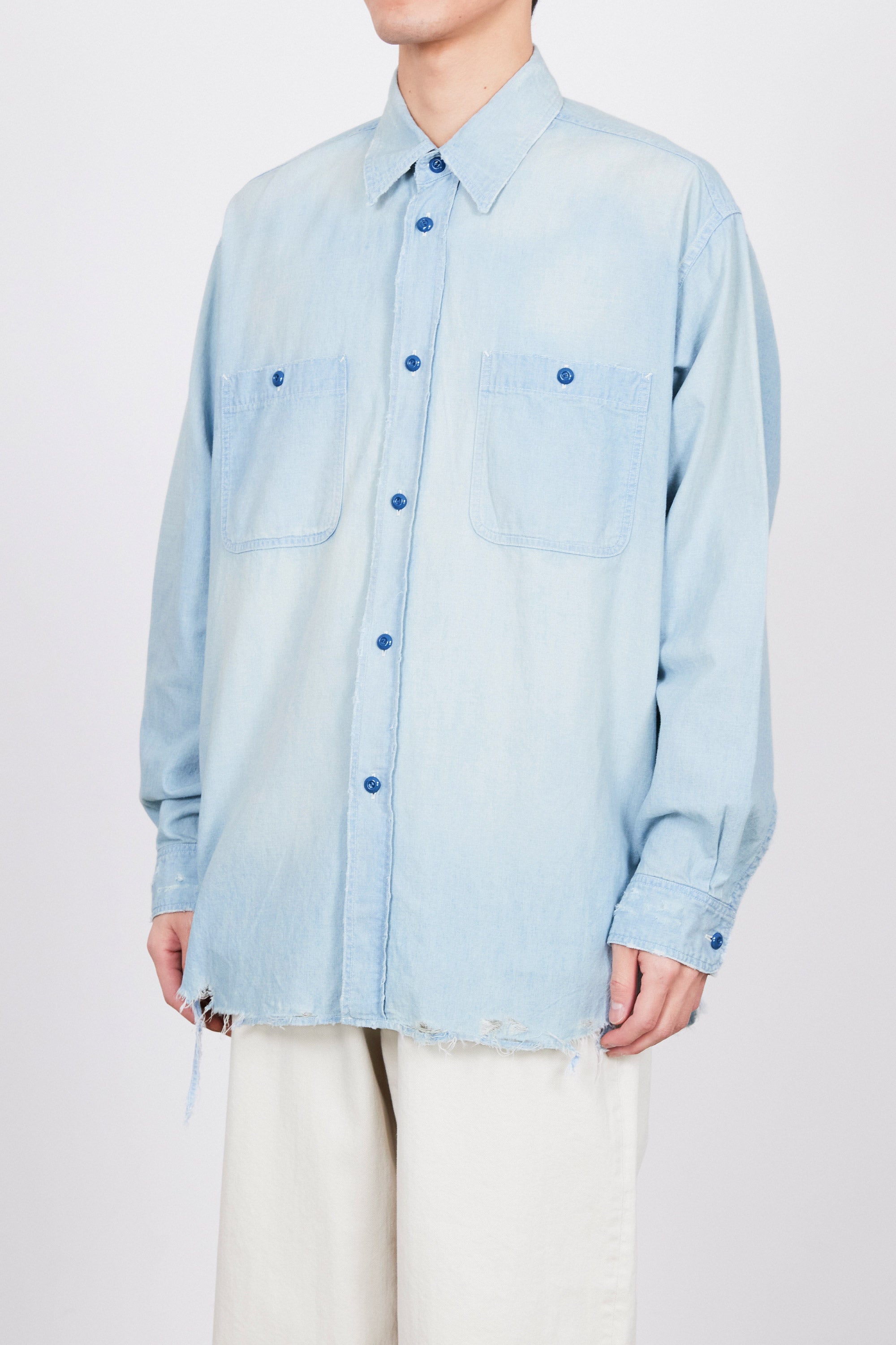 ORGANIC COTTON CHAMBRAY DAMAGE SHIRT, Faded Indigo