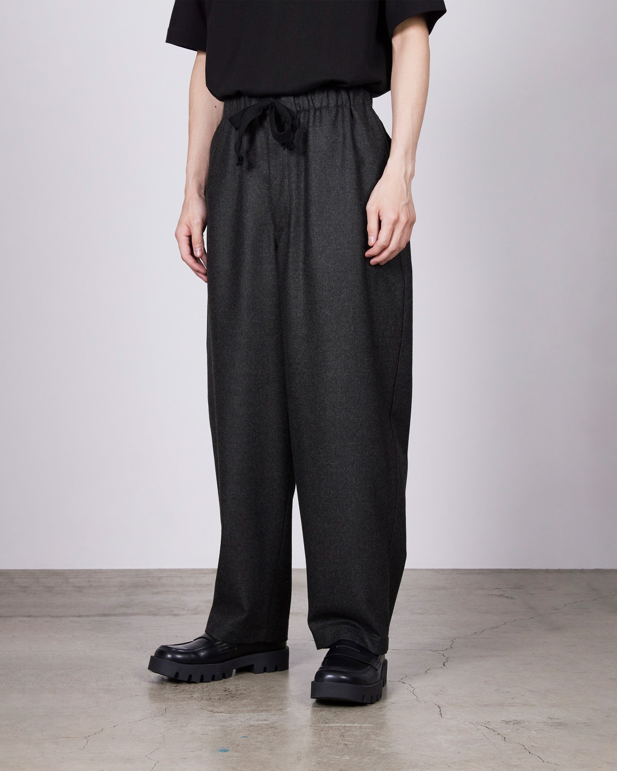 2/32 WOOL SOFT FLANNEL COCOON WIDE EASY PANTS, Top Charcoal