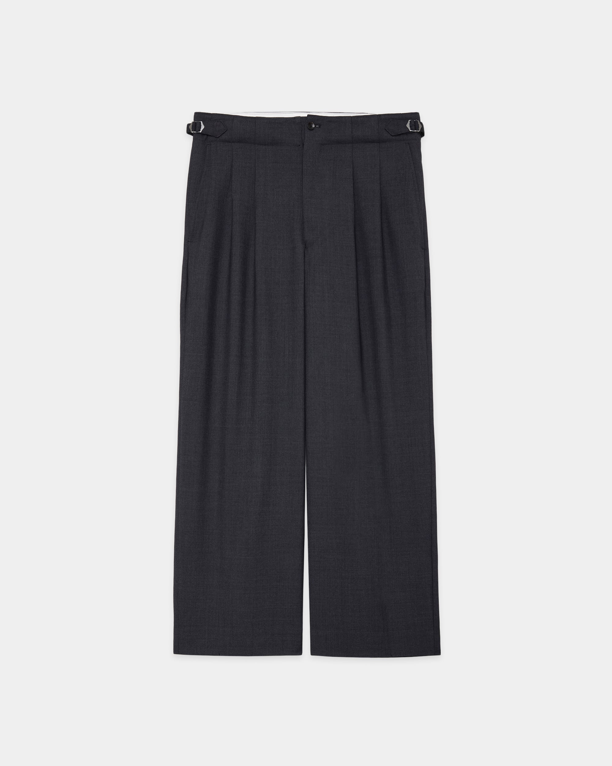 リサイクルポリエステル ノンミュールジングウールギャバジン / 2タックミリタリートラウザーズ, Charcoal Gray