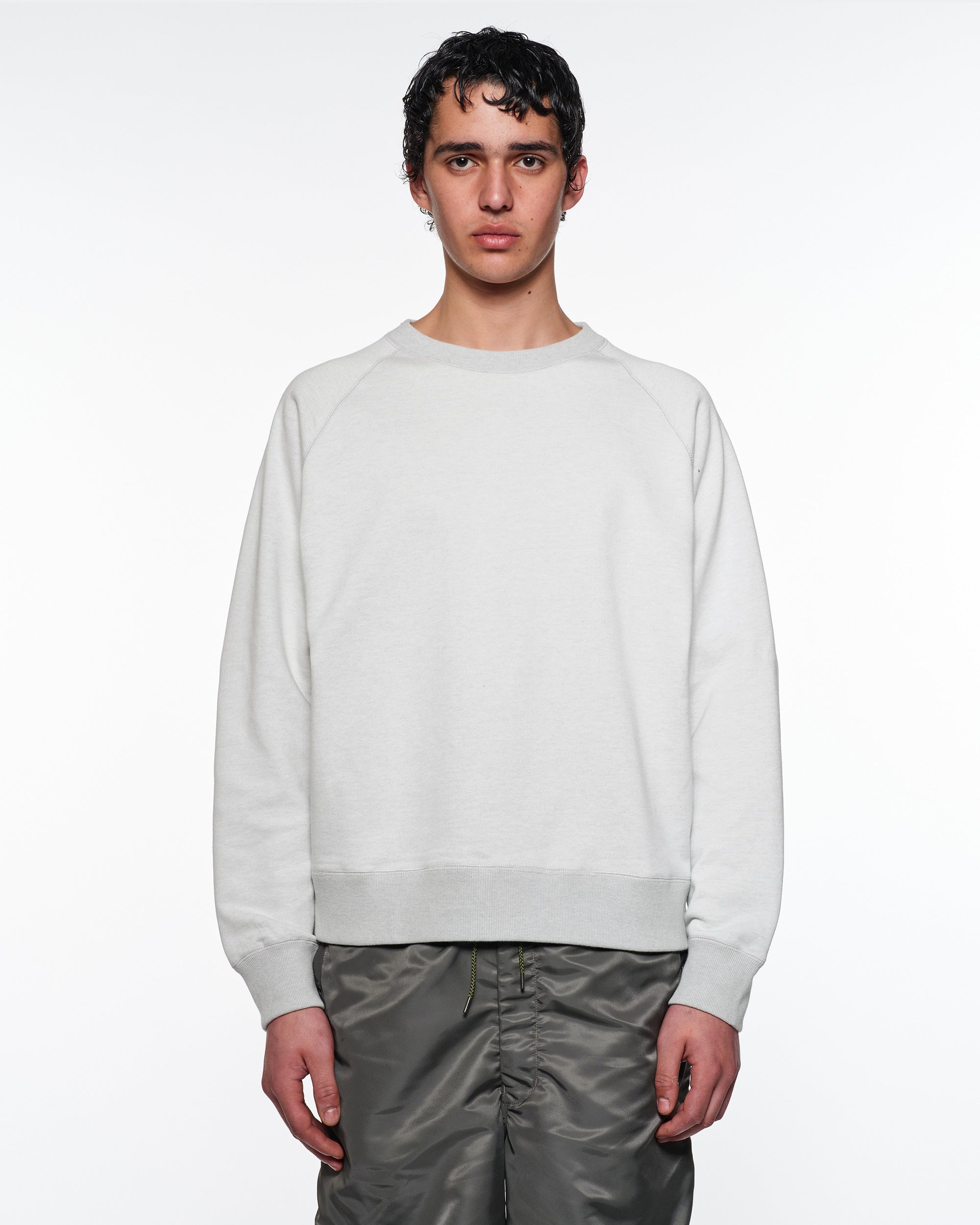 20/10 Recycle Suvin Organic Cotton Fleece Raglan Crew Neck, Heather Gray
