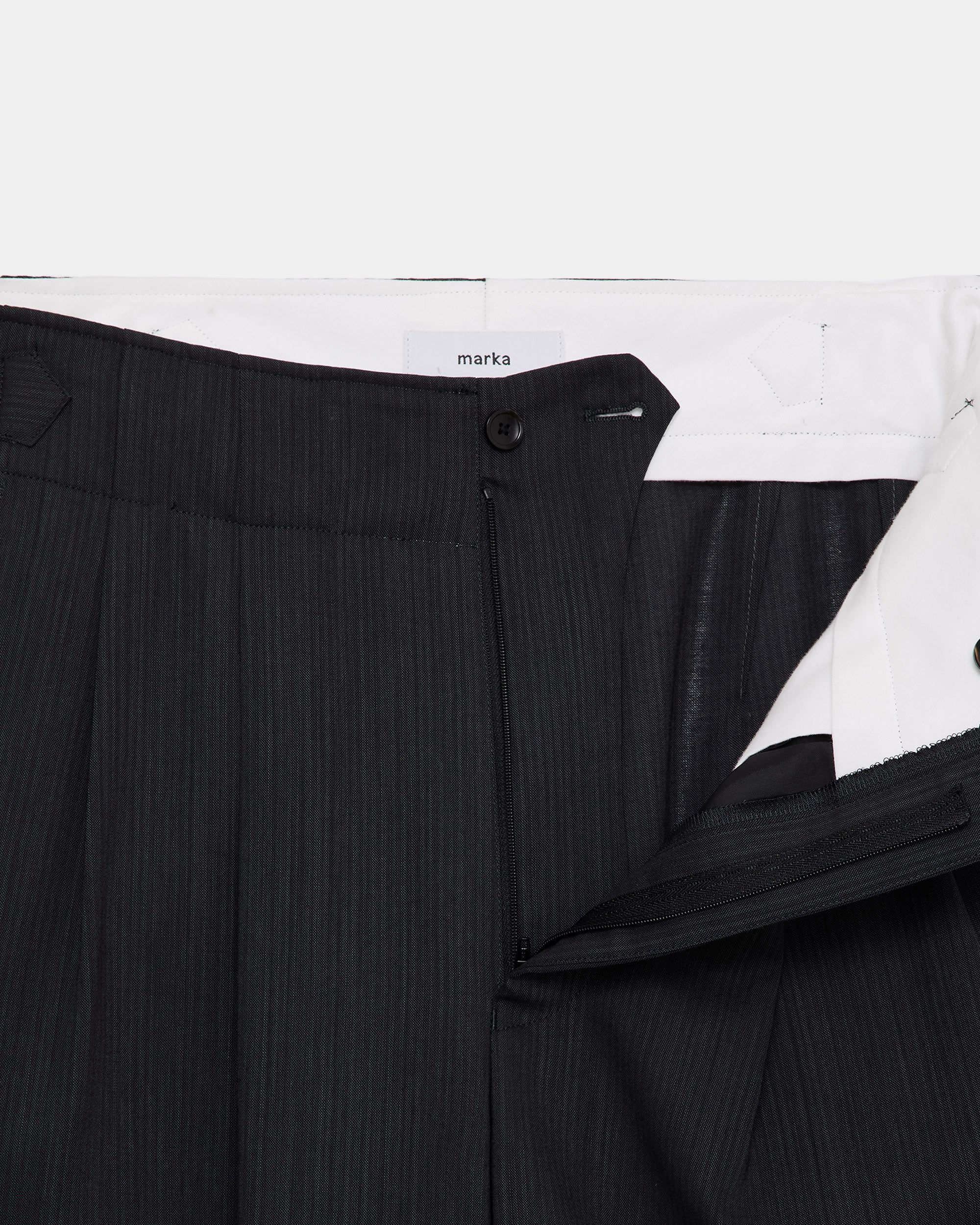marka ツータック ミリタリートラウザーズ ウールトロピカル メランジ marka(マーカ) - TWO TUCK MILITARY TROUSERS WOOL TROPICAL MELANGE