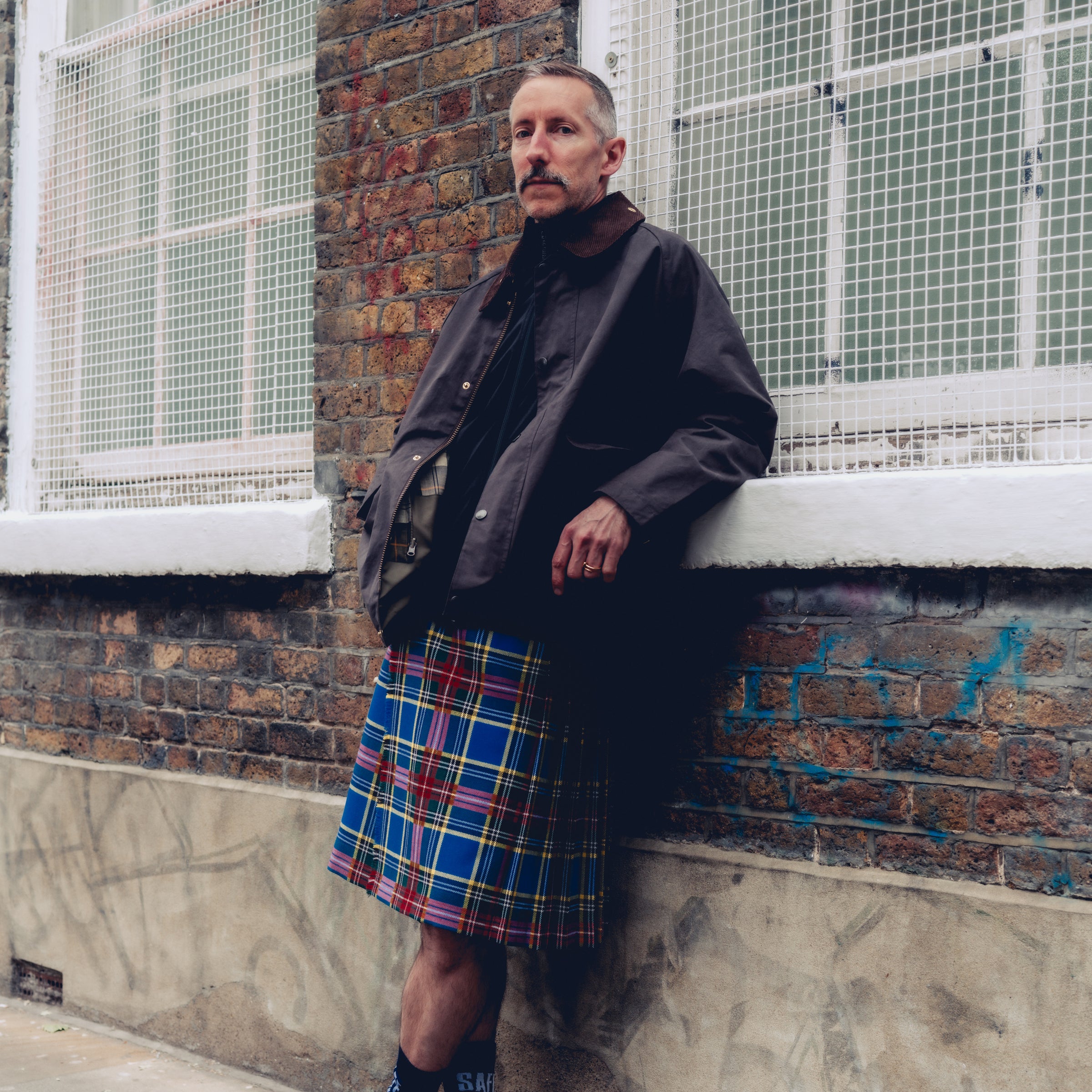 MARKA WARE】マーカウェア スタジャン（鳴き革使用）