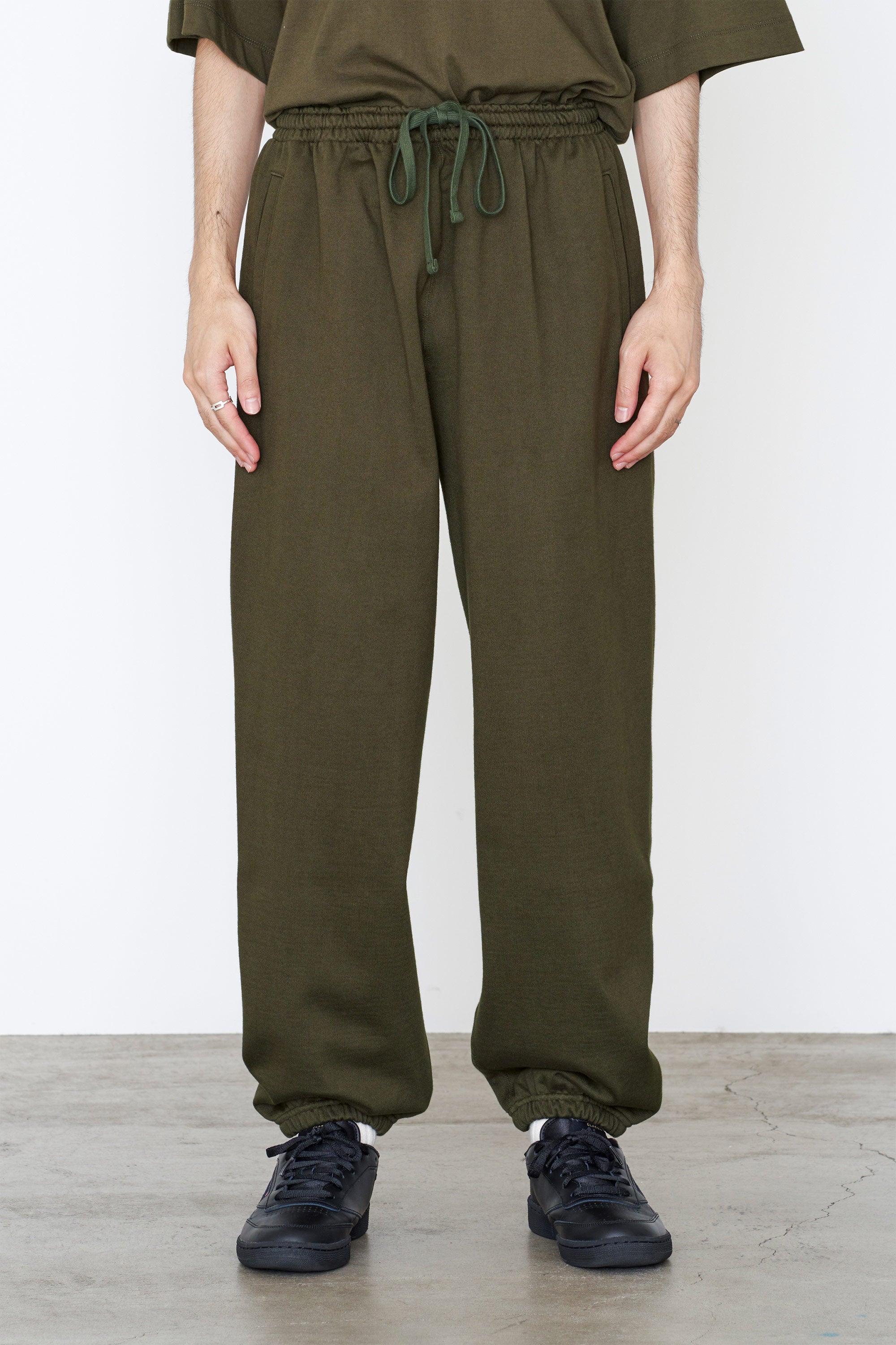 Organic Cotton Heavy Fleece Gym Pants, Olive Brown – MARKAWARE