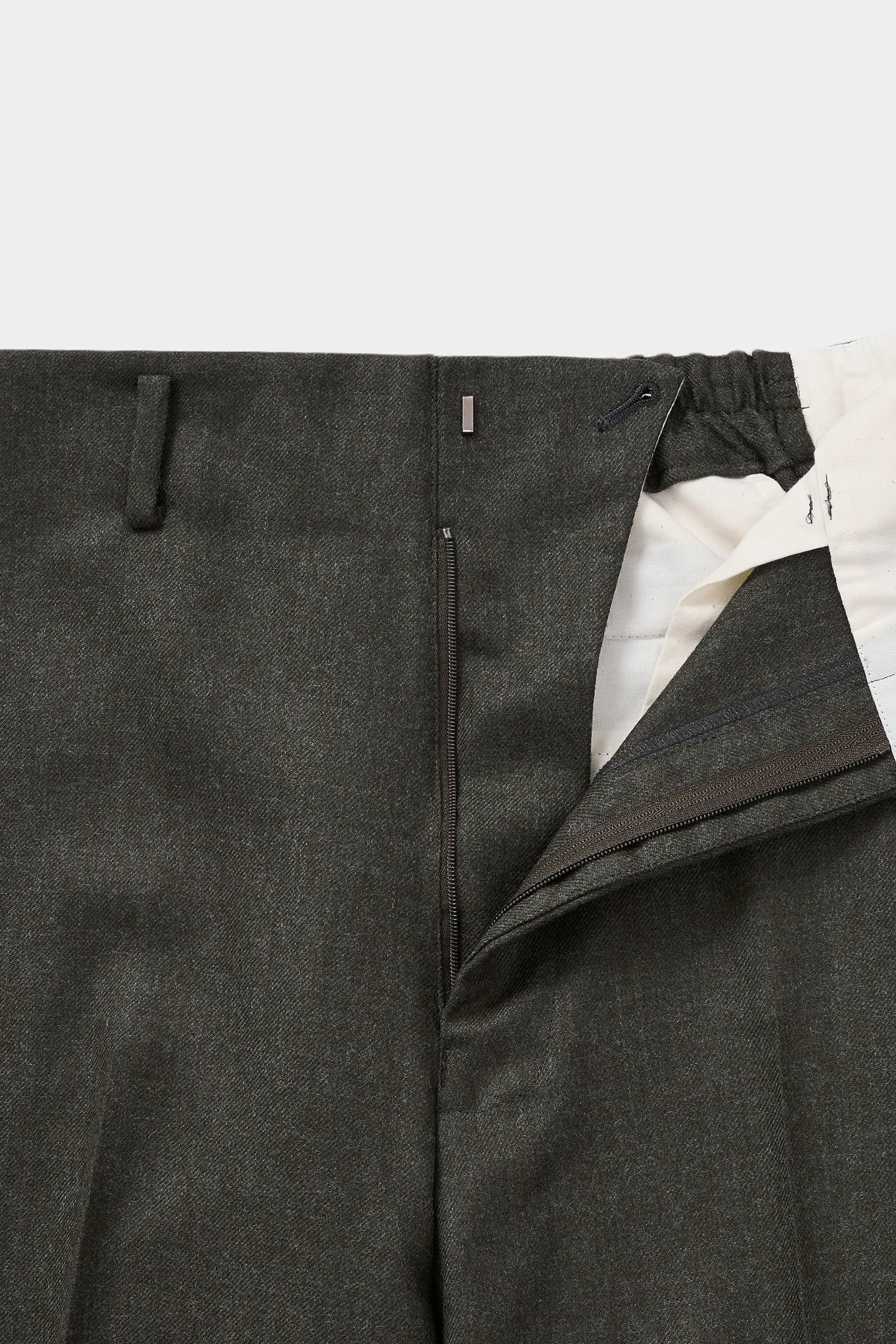 2/48 Wool Soft Serge Stitchless Trousers, Black
